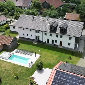 landurlaub-eichinger.com-bavaria.com/
