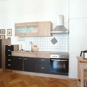 apartment-2-zimmer-arena-rb-stadion.bestleipzighotels.com/
